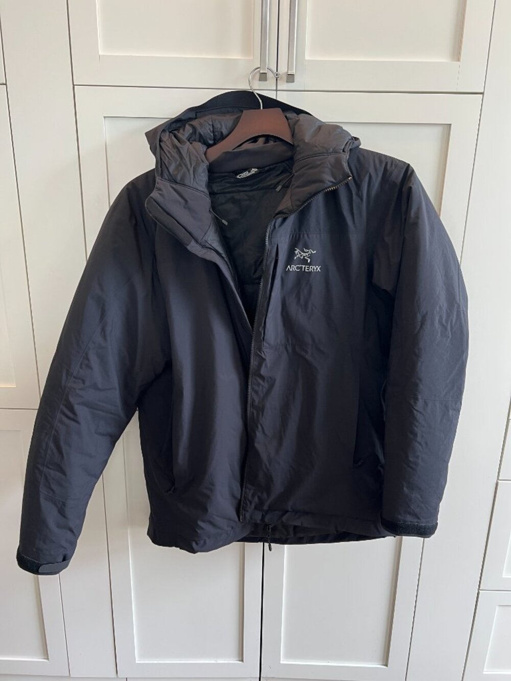 Arc'teryx Gore-Tex Infinium Hooded Jacket Men's XL Charcoal Gray Insulated